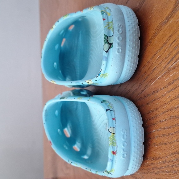 CROCS - Picture 6 of 8